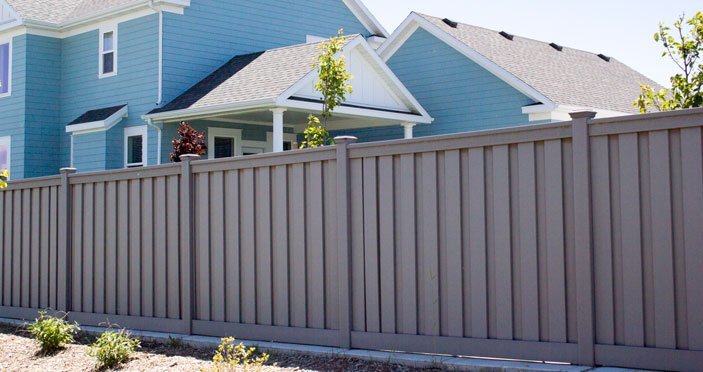The Colors and Styles of Trex Fencing