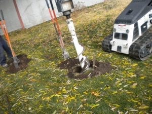 Installing-Trex-Fencing | Trex Fencing FDS