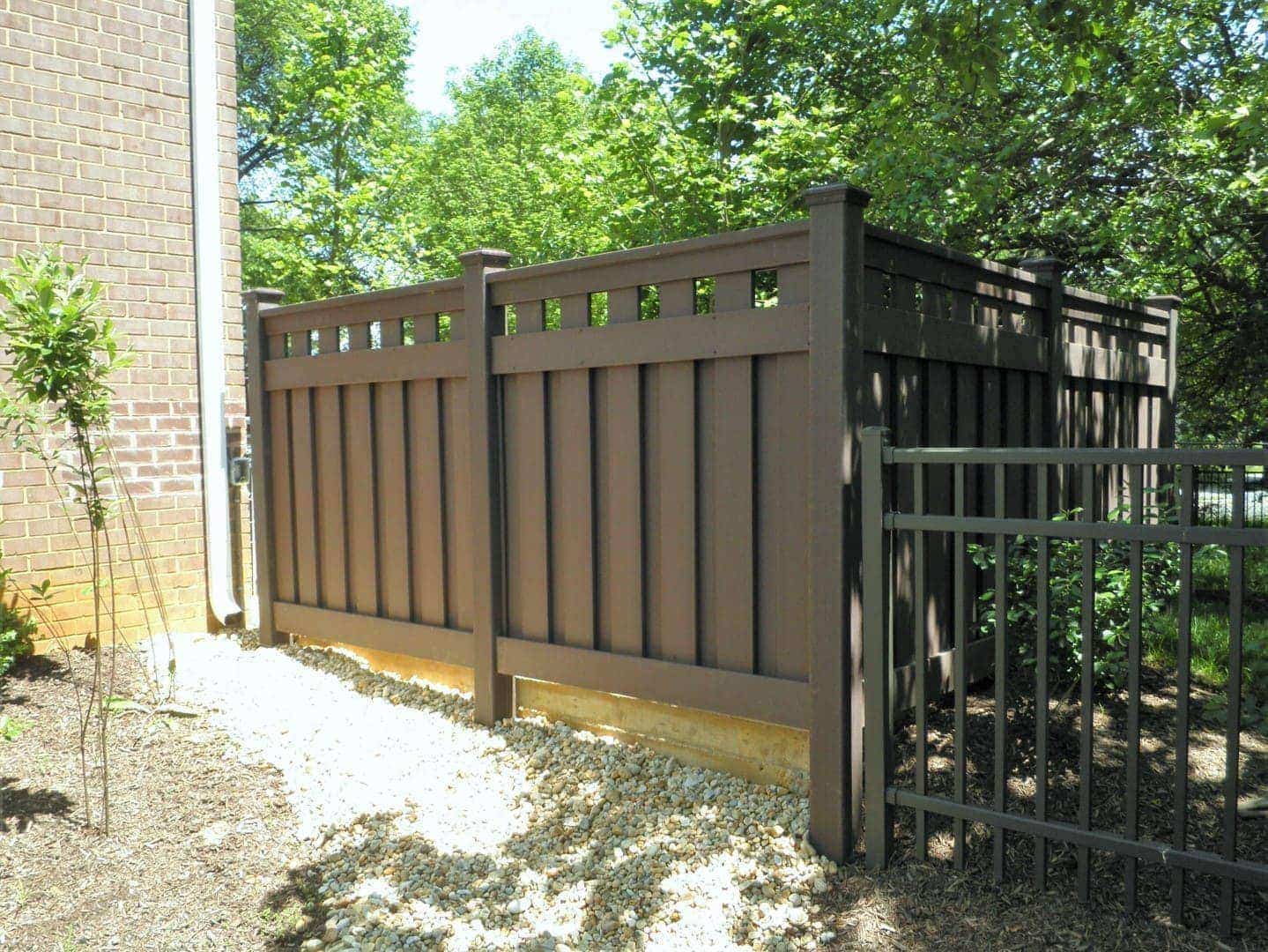 A Trex semi-privacy fence in a modified Seclusions design.