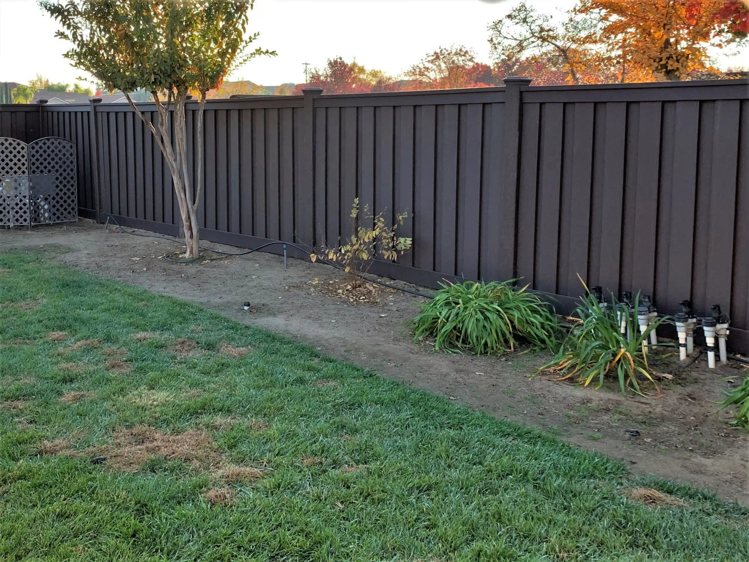 A Woodland Brown Trex Fence in San Joaquin Valley, California