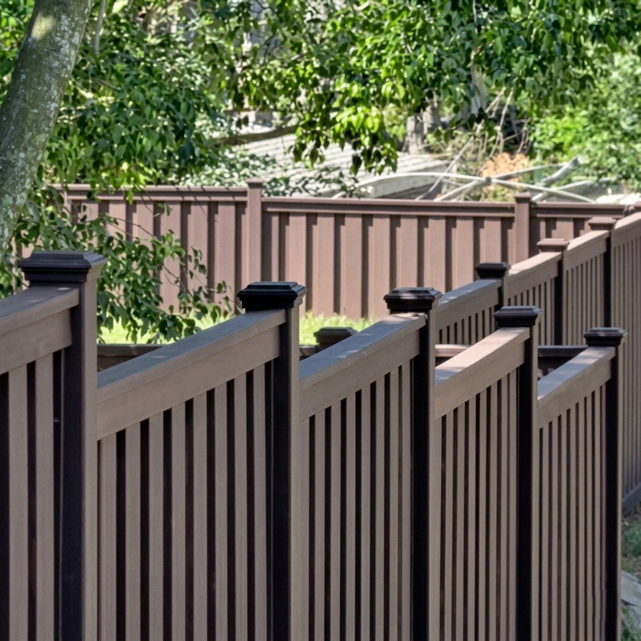 Trex fencing stepping along uneven grade